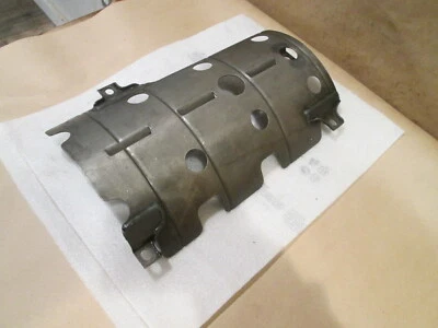 Ferrari Mondial t, 348, 355- Protector limitador de salpicaduras de cárter de aceite P/N 149318 Foto 1 de 3