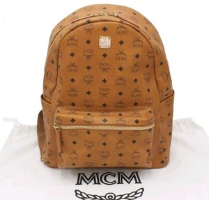 mcm bolsa with studs