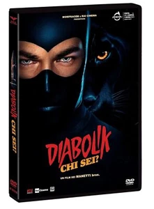 Dvd DIABOLIK CHI SEI? Manetti Bros nuovo sigillato con CARD DA COLLEZIONE 2023 - Foto 1 di 3