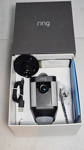 Ring Spotlight Cam Telecamera di sicurezza a batteria per esterni - Nero - Foto 1 di 11