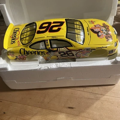 1999 1/24 #26 Johnny Benson Cheerios & Woody Toy Story 2 Hot Wheels Crews Choice - Image 1 of 4