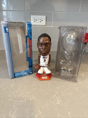 RARE 2007 DWAYNE WADE Miami Heat "Knucklehead" Exclusive NBA Bobblehead #15/500 - Image 1 of 4