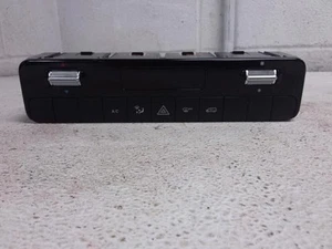 2019 CHEVROLET SILVERADO 1500 Semi Automatic Temperature Controller 9079054806 - Picture 1 of 4