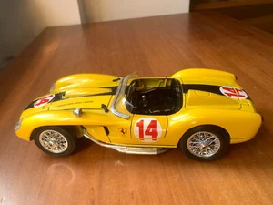 FERRARI 250 TESTA ROSSA LE MANS n. 14 (1957) 1:18 BBURAGO - Foto 1 di 7