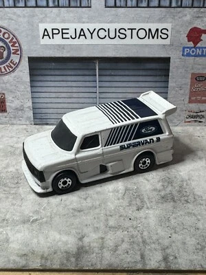 Matchbox Superfast MB #6 Ford Supervan II - Image 1 of 3