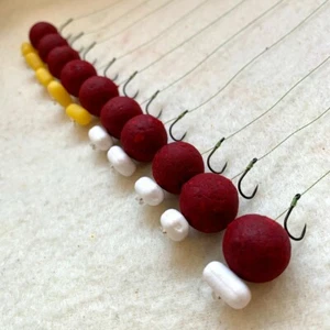 10 X HAIR RIGS PRELOADED WITH 18mm MEATY FISH BOILIES DISCHARGE BAITS CARP - Picture 1 of 4