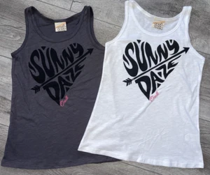 Lot of 2 O'Neill Girls Tank Tops Sunny Daze Sleeveless Graphic White & Grey Sz M - Picture 1 of 7