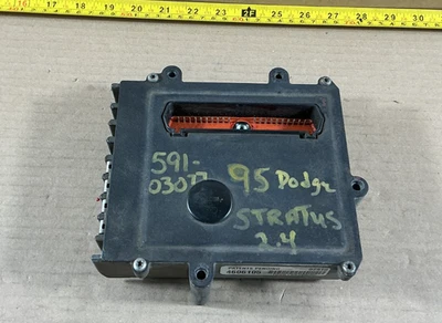 Unidad de módulo de control de transmisión Dodge Stratus 1995-1997 TCM TCU 4606105 Foto 1 de 4