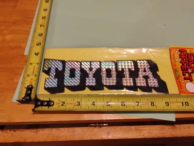 Calcomanía prismática vintage Toyota Foto 1 de 2
