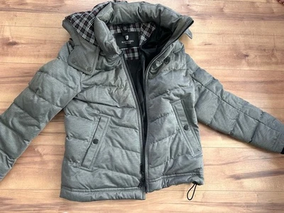 Hombres JP-talla M Plumón Chaqueta Burberry Etiqueta Negra Plumón Talla M Gris JPN Origi Foto 1 de 4