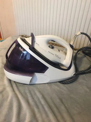 Tefal Pro Express Anti-Calc GV8330 Iron Steam Generator - Image 1 of 4