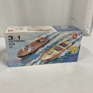 AMT 1/25 Scale 3 in 1 Customizing Boat Kit w/ Boat Trailer & Hitch Model Kit New - Picture 1 of 3