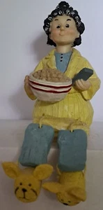 Vintage Popcorn, PJ's & Bunny Slippers Shelf Sitter WMG 2003 - Picture 1 of 5