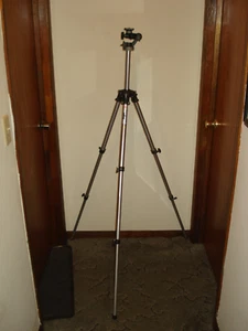 Bogen 3001 Professional Tripod with 3025 Tripod Head - Picture 1 of 4