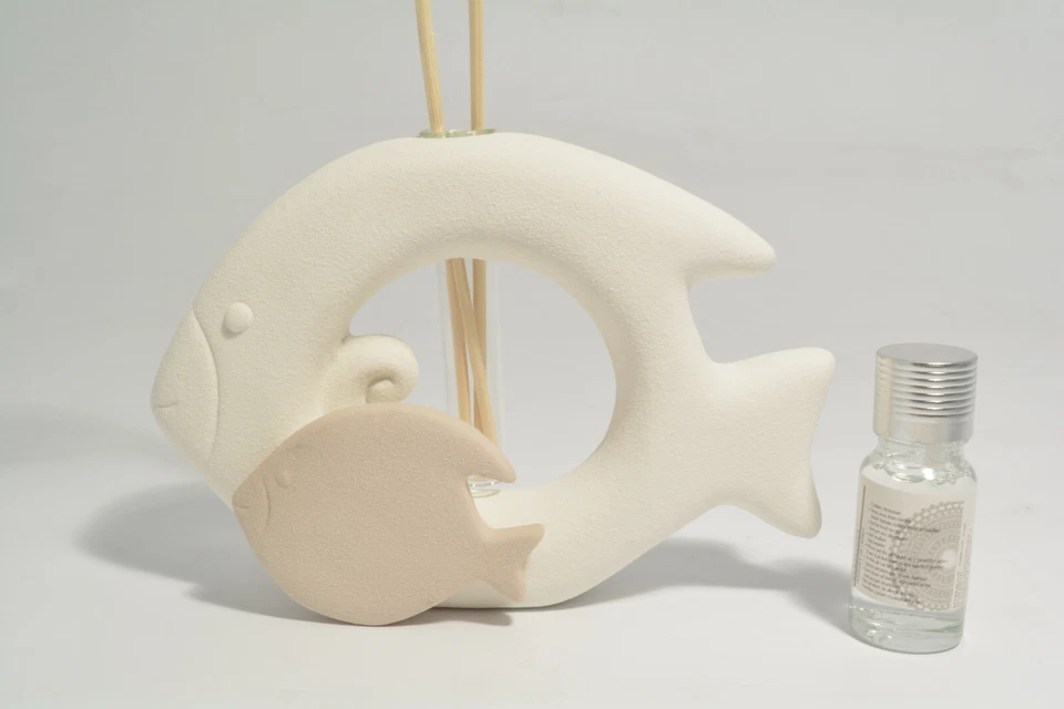 BOMBONIERE CLARALUNA 2020 MATRIMONIO DIFFUSORE PESCI 20163 - Immagine 1 di 4