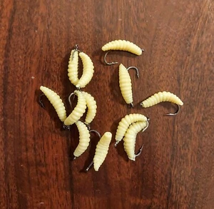 12 Rubber Grub Maggot Milky Amber Wet Fly #10 Fishing Fresh/Saltwater Soft Lure - Picture 1 of 8