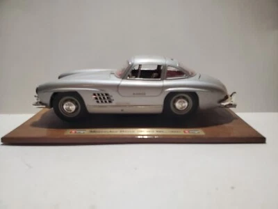 Bburago 1954 Mercedes-Benz 300 SL Roadster 1:18 Diecast Model Car Wood Base LE - Image 1 of 4