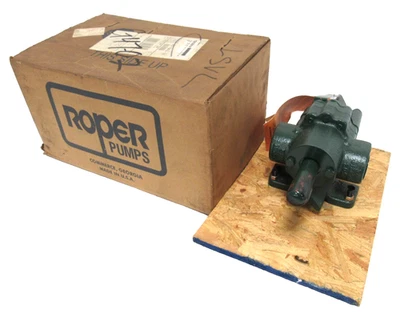 NEW ROPER 2AM12 TRANSFER GEAR PUMP TYPE 1 - Image 1 of 3