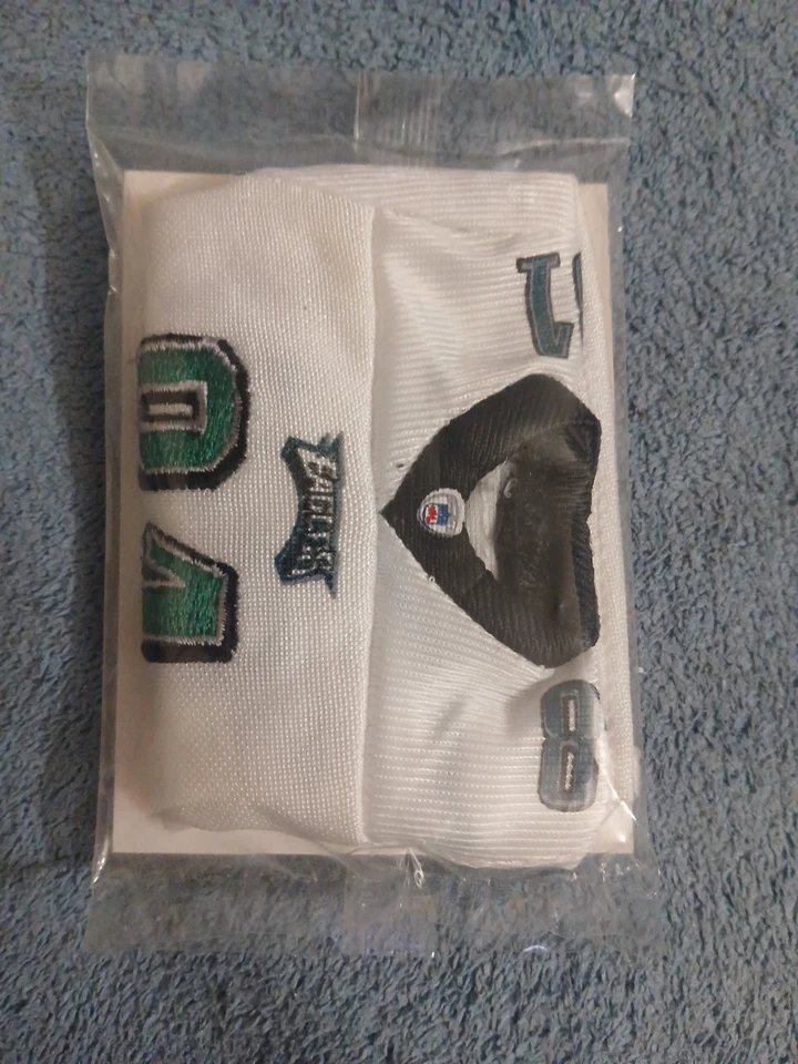 Terrell Owens 2015 UD Mini Jersey Collection Eagles Upper Deck Sealed - Image 1 of 1