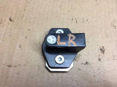 97 98 99 00 01 02 03 BMW 525I 528I 530I 540I PESTILLO PUERTA TRASERA CONDUCTOR IZQUIERDO GOLPEADOR Foto 1 de 4