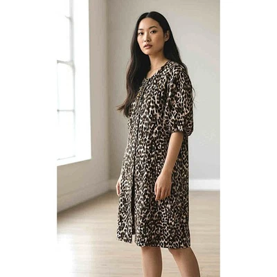 NUEVO SIN ETIQUETAS Vestido Túnica Chaqueta Tejida Estampado Animal Leopardo SoCal by St. John De Colección Talla P Foto 1 de 4