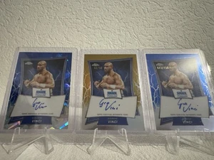 WWE Topps Chrome 2025 3x Giovanni Vinci Auto Gold Refractor /50  + /150 Auto - Bild 1 von 2