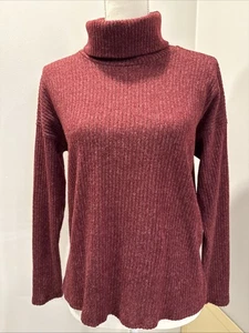 Forever 21 Womens Sweater Size Small Long Sleeve Solid Turtleneck Soft Maroon - Picture 1 of 5