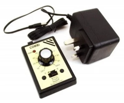Gaugemaster COMBI Single Track Controller with Plug In Transformer (Analog) - Image 1 of 2
