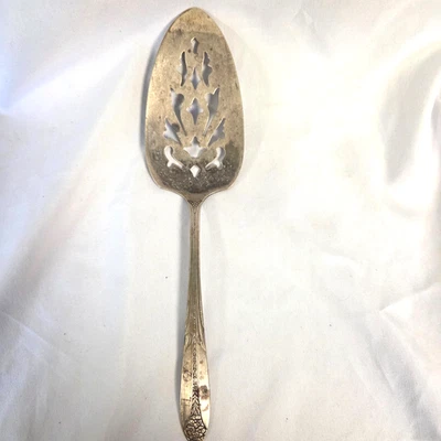 Ложка посеребренная для сервировки торта The National Silver Company Princess Royal Pie - Изображение 1 из 4