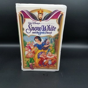 Walt Disney's Masterpiece Snow White And The Seven Dwarfs (VHS) - Picture 1 of 6