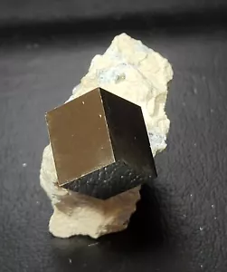 PYRITE CUBE CRYSTAL ON MATRIX MINERAL PERU 50g SPECIMEN FOOL'S GOLD - Picture 1 of 7