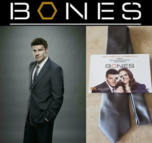 BONES: David Boreanaz (as Seeley Booth) screen worn HERO Tie w/COA - Picture 1 of 2
