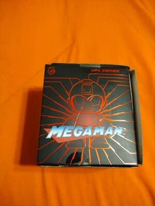 Kidrobot Megaman Mini Series Blind Box Vinyl Figur Capcom - Bild 1 von 5