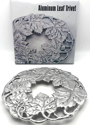 Remaches de corona de dos hojas, aluminio vintage #11122091 (uno es nuevo en caja) Foto 1 de 4