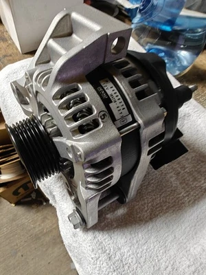 ACDelco GM Original Equipment 84009378 Alternator Cadillac Dts - Image 1 of 4