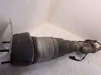 Puntal lado del conductor Lh 2015 Gl550 Sku#4147359 Foto 1 de 4