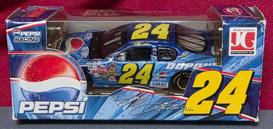 Jeff Gordon 1/64 Diecast #24 2004 Pepsi/Shands Foto 1 de 1