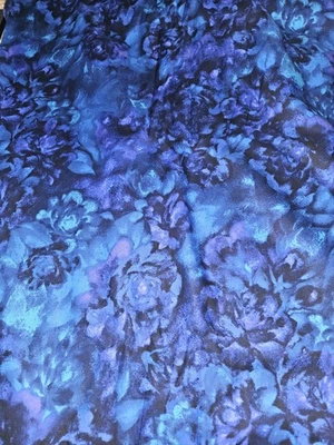 Tela de algodón floral azul y púrpura Jinny Beyer MILAN 2014 RJR 8,25 yardas Foto 1 de 4