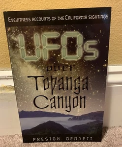 UFOS OVER TOPANGA CANYON VINTAGE FLYING SAUCER SPACE ALIEN EXTRATERRESTRIAL BOOK - Picture 1 of 7