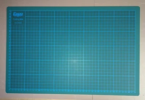 Expotools 712-03 A3 Self Healing Cutting Mat 450mm x 300mm - Picture 1 of 2