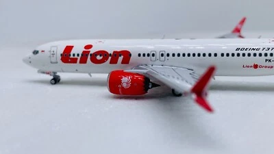 Lion Air B737 MAX 8 (Modelo similar al infame avión estrellado) - Envío gratuito Foto 1 de 4