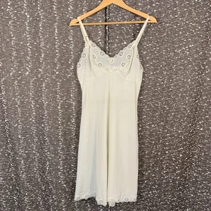 Vintage ILGWU Union Made White Lace Slip Dress Women's 36 - Picture 1 of 11