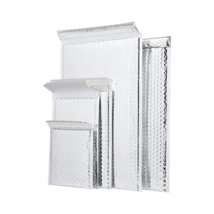 Sobre acolchado para sobres de burbujas de polietileno metálico glamour plateado de 7"x 6,75" 250 piezas - Imagen 1 de 5