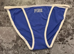 SLIP BIKINI NUOVO CON ETICHETTE VICTORIA'S SECRET ROSA MEDIO BLU BIANCO LOGO STRINGA - Foto 1 di 3