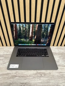 MacBook Pro 16" 2019 i9 32gb 1tb SSD - Photo 1/4