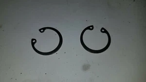 Bobcat 753 Kubota V2203 Piston circlips (2) 6655180 - Picture 1 of 3