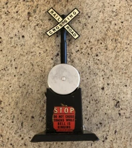 Mint Marx O Gauge Post War No. 418 Bell Ringing Crossing Signal C-8  - Picture 1 of 3