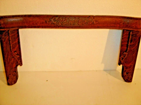 Quarter Sawn Oak “White” Treadle Sewing Machine Case ~ Front              #610 Cover