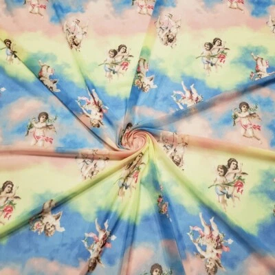 Tela estampada de malla elástica en 4 vías querubines voladores en nubes pastel Foto 1 de 4