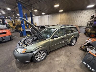 Used Fuel Pump fits: 2007 Subaru Legacy Pump Assembly 2.5L w/o turbo Canada emis - Image 1 of 4
